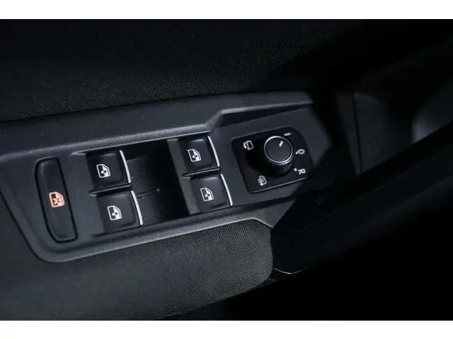 Volkswagen Tiguan 1.4 TSI ACT Comfortline 2019 Benzine 25