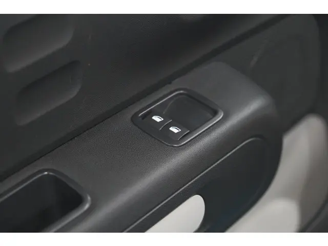 Citroën C3 PureTech 82 Feel 2021 Benzine 23