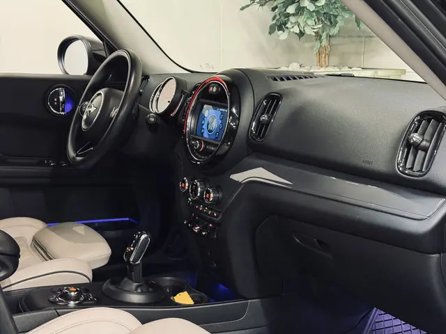 MINI Countryman Mini 1.5 One D 2018 Diesel 25