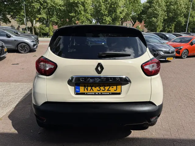 Renault Captur 0.9 TCe Dynamique+Camera!! 2017 Benzine 6
