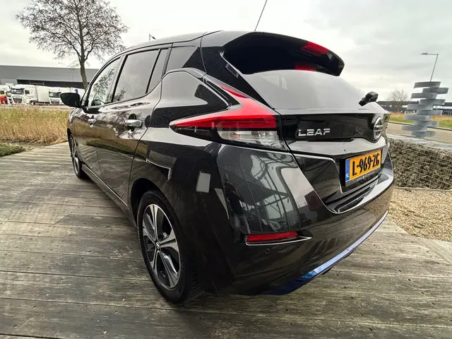 Nissan Leaf 3