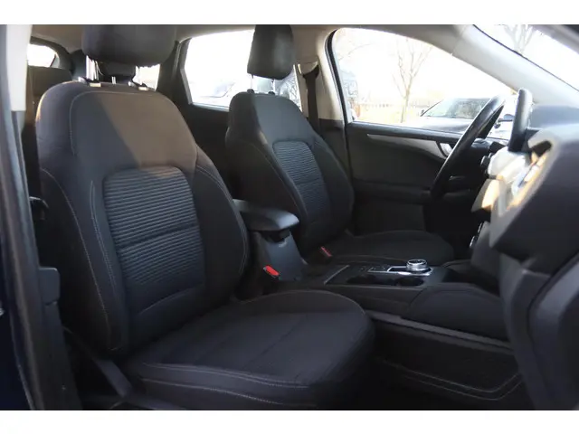 Ford Kuga 2.5 PHEV AUT. TITANIUM 2020 Hybride Benzine 10