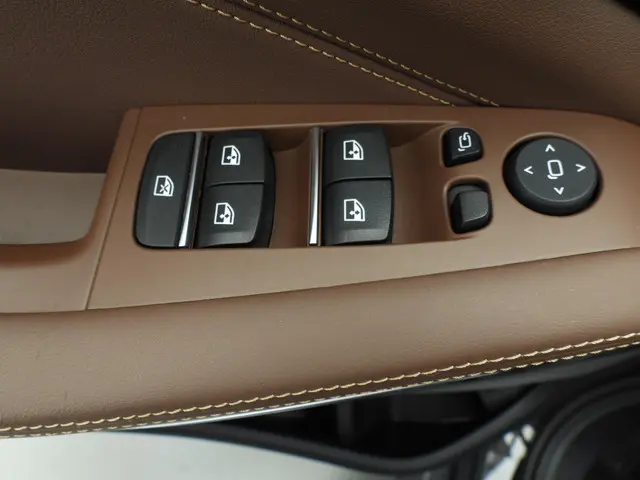 BMW X5 xDrive50e 2024 Hybride Benzine 25