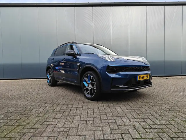 Lynk & Co 01 1.5 2022 Hybride Benzine 8