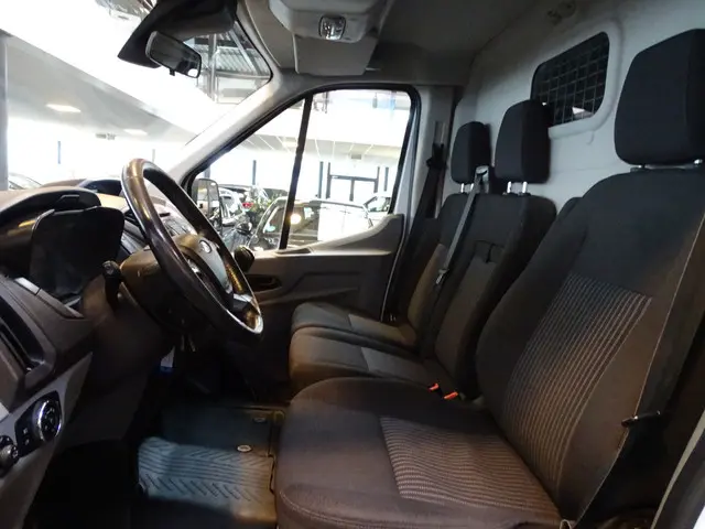 Ford Transit 310 2.2 TDCI L2H2 Trend 2016 Diesel 17
