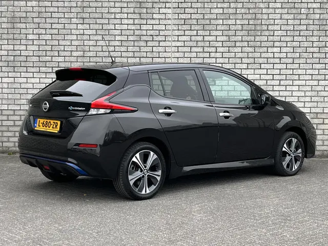 Nissan Leaf 2