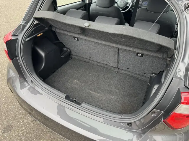 Toyota Yaris 1.5 Hybrid Active 2019 Hybride Benzine 6