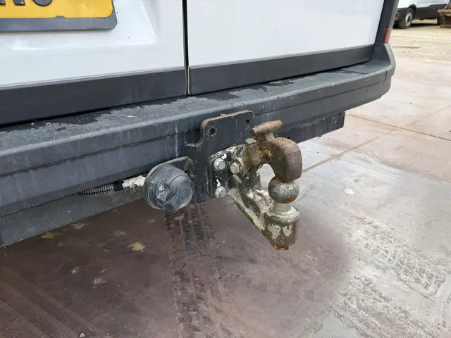 MAN TGE 3.140 2.0 TDI 2021 Diesel 15