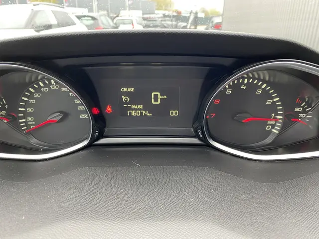 Peugeot 308 SW 1.2 PureTech Blue Lease 2016 Benzine 18