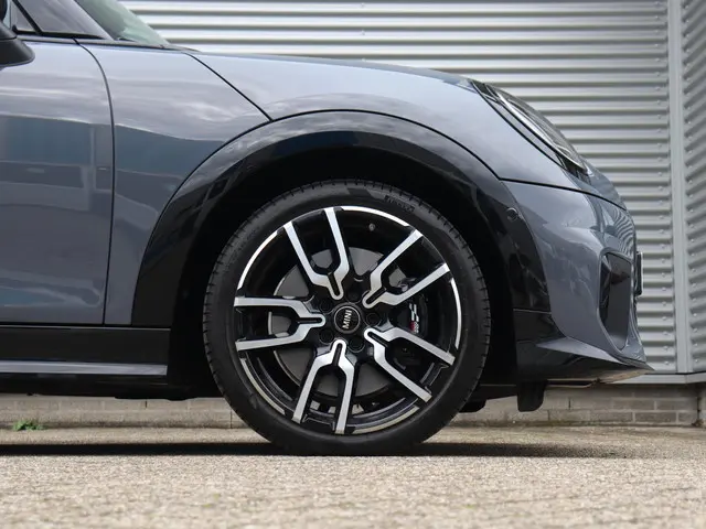 MINI Cooper Cabrio C 2025 Benzine 11