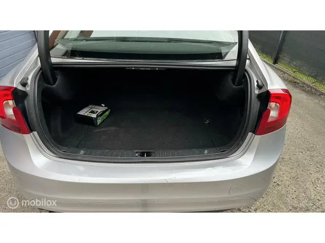 Volvo S60 Diesel Automaat Euro 6b 2016 Diesel 13