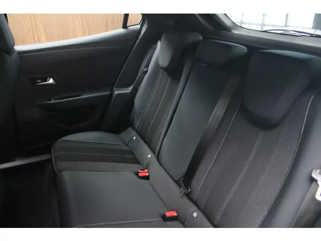 Opel Mokka-e Elegance 50-kWh 11kw 2023 Elektrisch 11