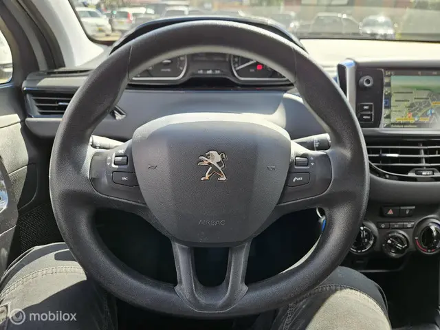 Peugeot 208 1.2 PureTech Active 2016 Benzine 19