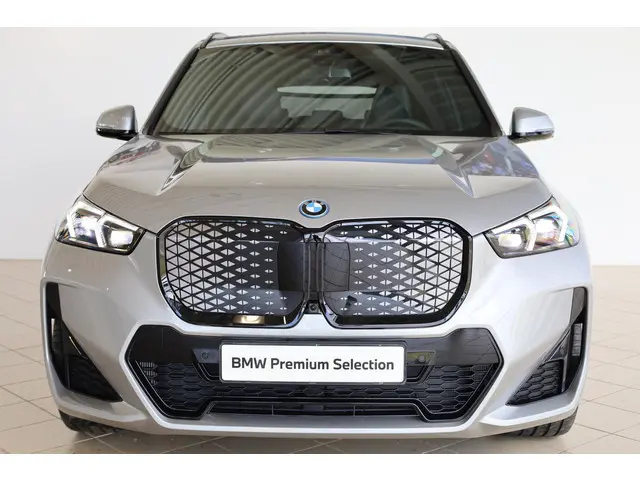BMW iX1 eDrive20 2025 Elektrisch 4