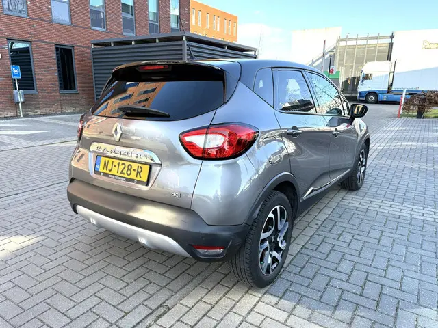 Renault Captur 1.5 dCi Dyn AUT 2016 Diesel 5