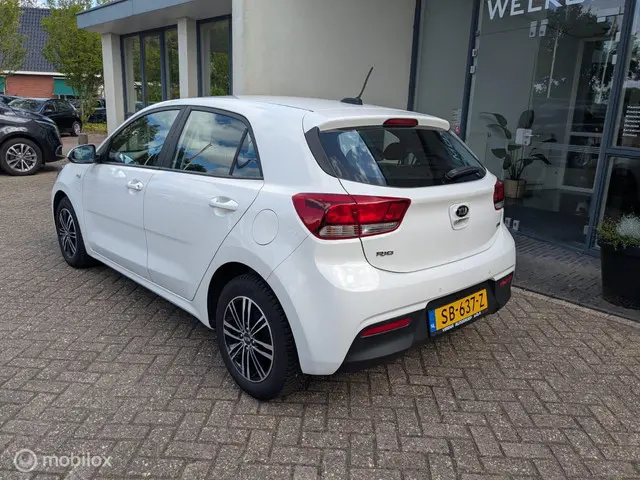 Kia Rio 1.0 TGDI ComfortPlusLine Navigator 2018 Benzine 18