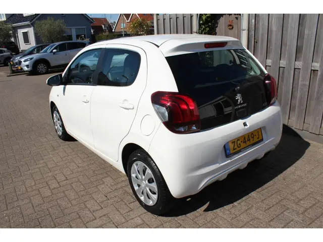Peugeot 108 1.0 e-VTi Active Automaat 2019 Benzine 4