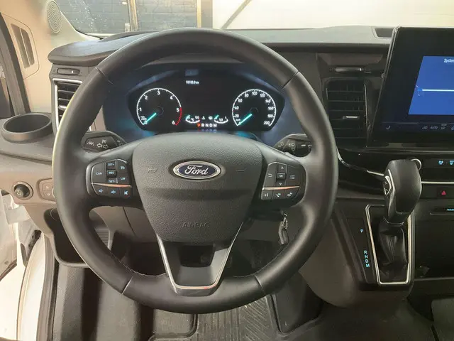 Ford Transit 350 2.0 TDCI L3H2 Trend 2024 Diesel 15