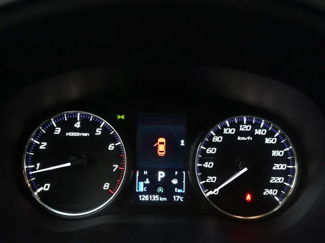 Mitsubishi Outlander 2.0 150Pk Intense Aut- 2014 Benzine 16