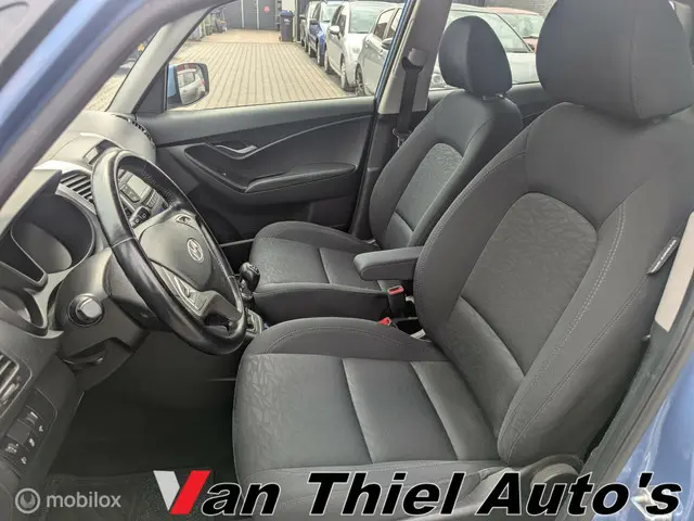 Hyundai ix20 1.4i Go! 2015 Benzine 21