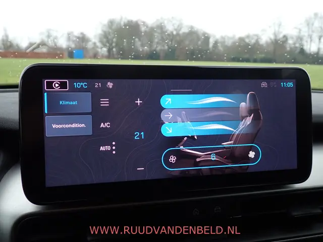 Jeep Avenger Altitude 54kWh 2024 Elektrisch 24