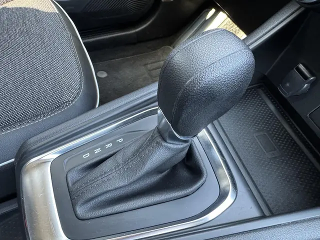 Renault Captur 1.3 TCe 140 Intens 2023 Benzine 20