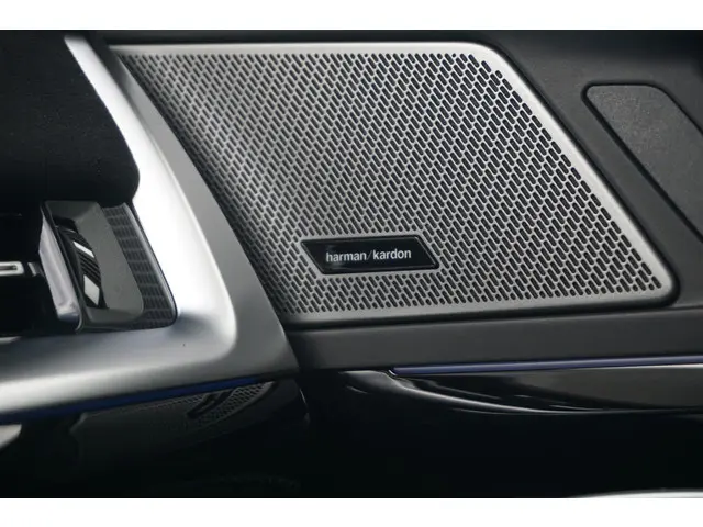 BMW iX1 eDrive20 M Sport Pro 2025 Elektrisch 24