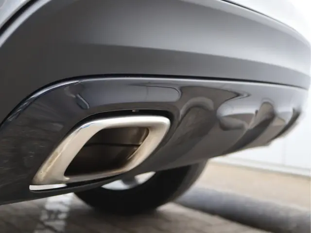 Mercedes-Benz GLA 180 AMG 2019 Benzine 19