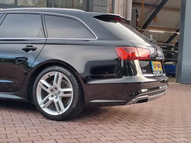 Audi A6 Avant 1.8 TFSI ultra Advance Sport 2018 Benzine 53