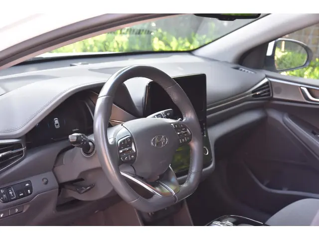Hyundai IONIQ Comfort EV 38 kWh 2020 Elektrisch 6