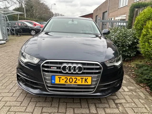 Audi A6 Avant 2.8 FSI quattro S-Line 2012 Benzine 10