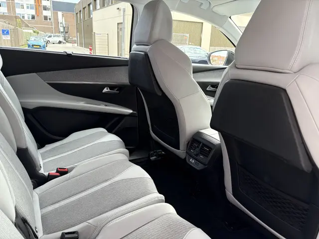 Peugeot 5008 1.2 PureTech Allure 2017 Benzine 7