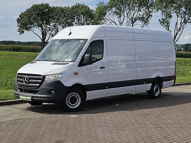 Mercedes-Benz Sprinter 317 2023 Diesel 2