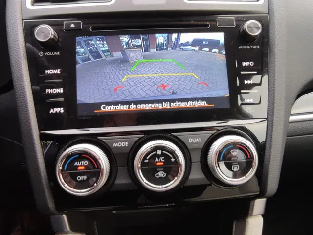 Subaru Forester 2.0 Luxury 2018 Benzine 18