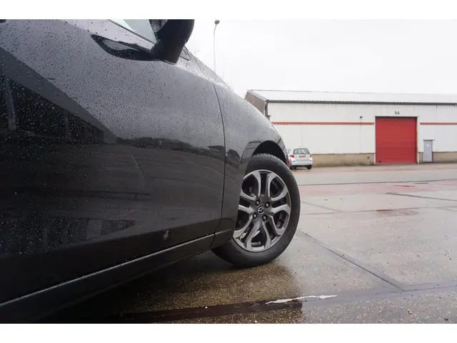 Mazda 2 1.5 Skyactiv-G GT-M 2019 Benzine 16