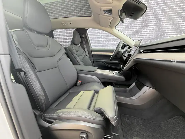 Volvo EX90 Single Motor Plus 7p. 104 kWh 2025 Elektrisch 5
