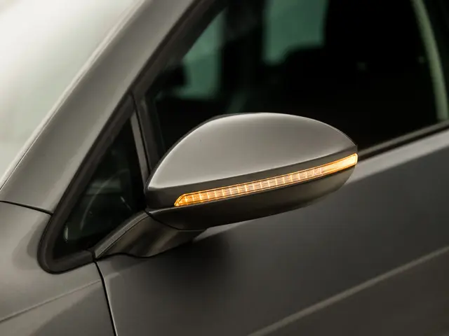 Volkswagen Golf Variant 1.5 TSI Sportline 2018 Benzine 31