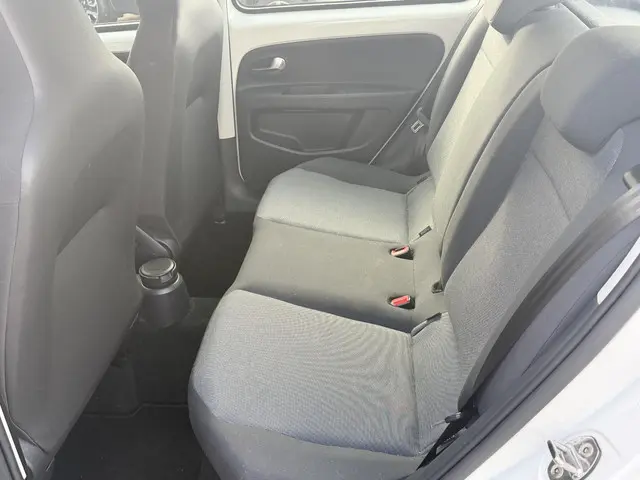 Volkswagen up! 1.0 move up! BlueMotion 2015 Benzine 10