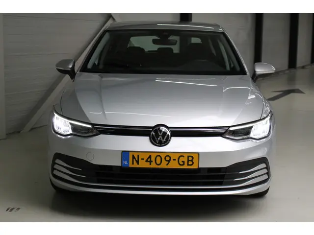 Volkswagen Golf 1.0 eTSI Life 2021 Hybride Benzine 8