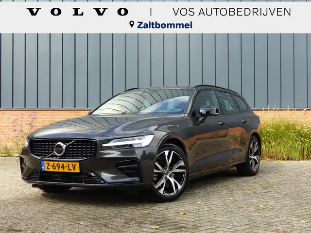 Volvo V60 B4 Plus Dark 2024 Benzine
