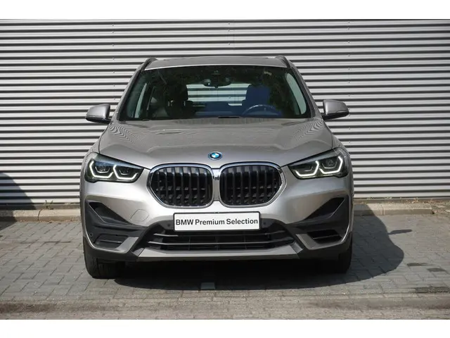 BMW X1 xDrive25e 2022 Hybride Benzine 3