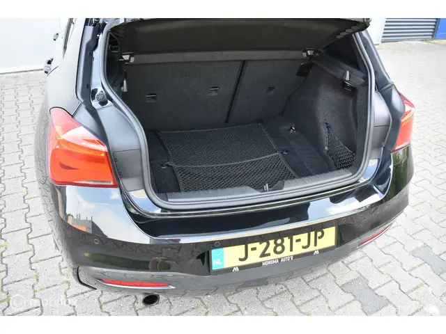 BMW 1 Serie 120i M Sport 2016 Benzine 32
