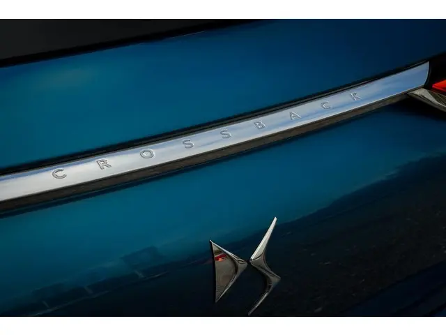 DS DS 3 Crossback 1.2 PureTech Grand Chic 2021 Benzine 40