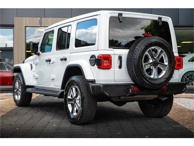 Jeep Wrangler Unlimited 3.6 2020 Benzine 4