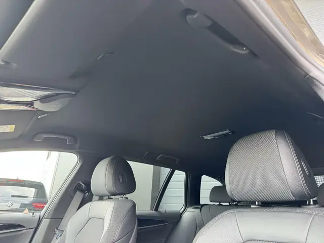 BMW 5 Serie Touring 520d High Executive 2018 Diesel 26