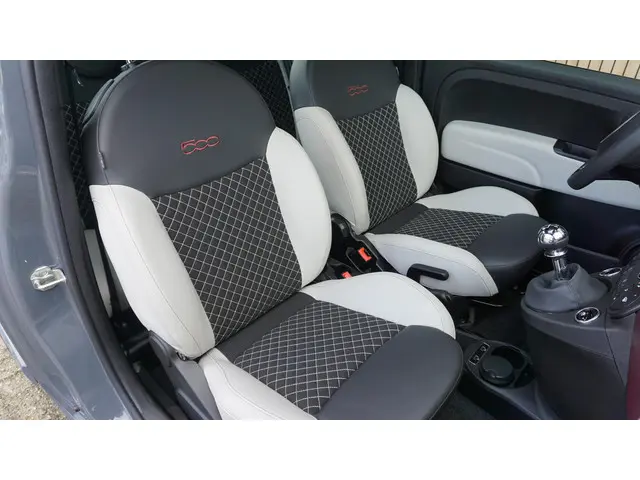 Fiat 500 1.0 69pk Hybrid Dolcevita Edition 2020 Benzine 10