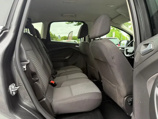 Ford C-MAX 1.0 Titanium 2015 Benzine 9