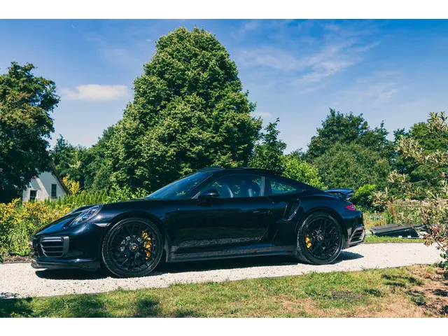 Porsche 911 3.8 Turbo S 2016 Benzine 84