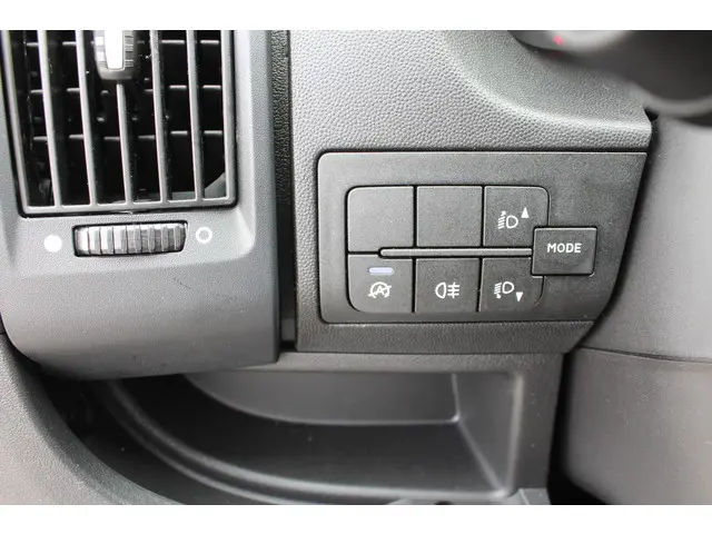 Opel Movano Chassis cabine 2.2D 165 pk L3 3.5t 2023 Diesel 14