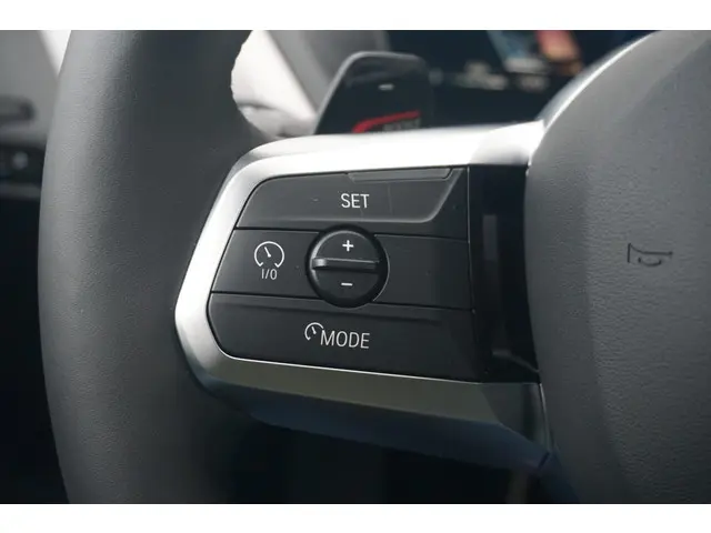 BMW 1 Serie 120 2026 Benzine 16